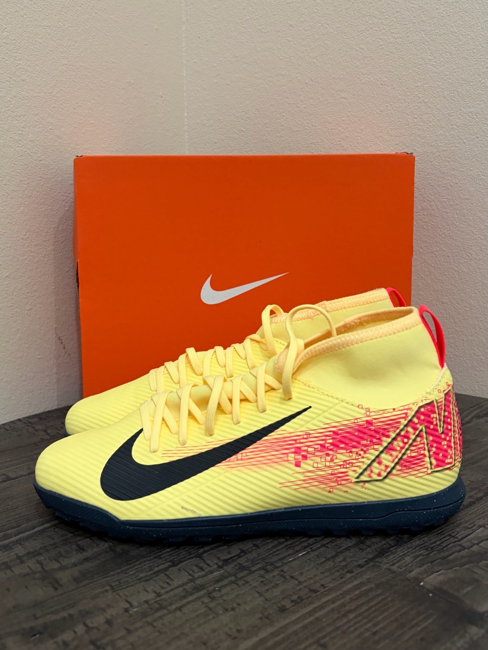 🚨New! Nike Kids Kylian Mbappe INDOOR Soccer Cleats🚨
